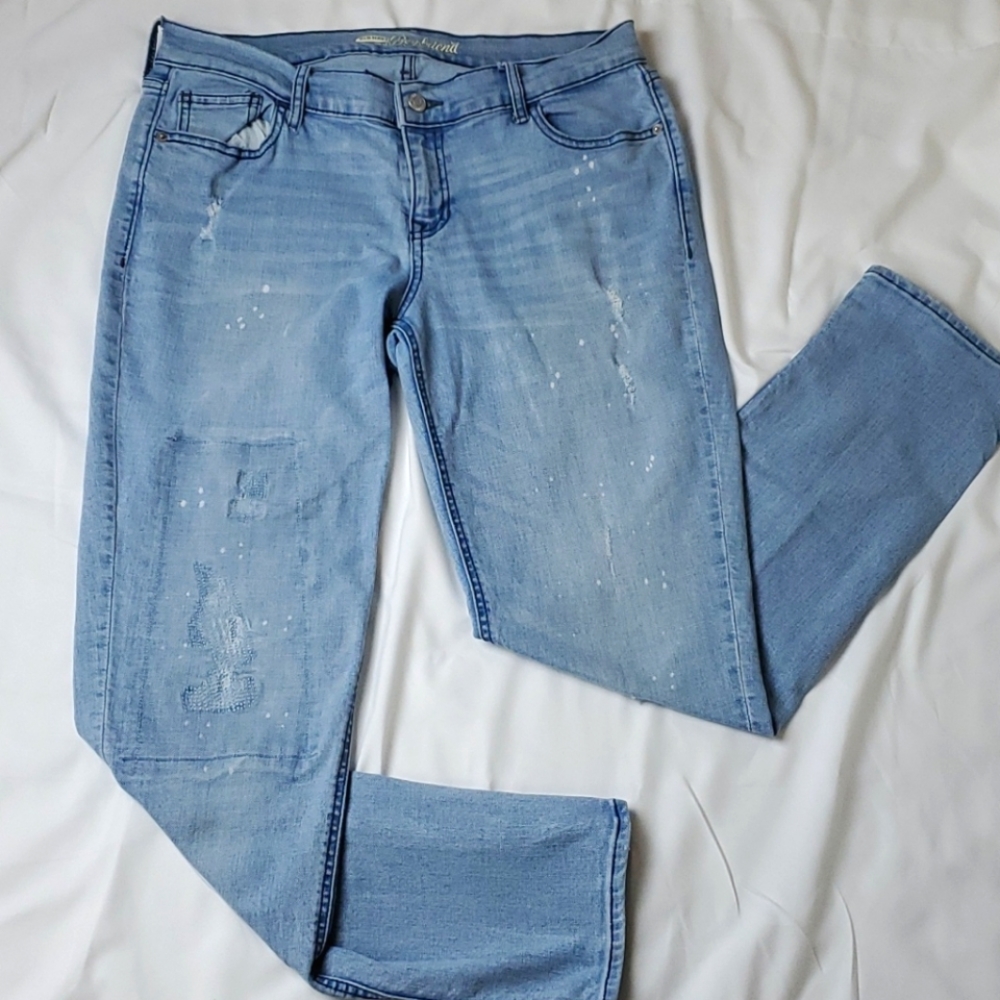 Regular light blue jeans